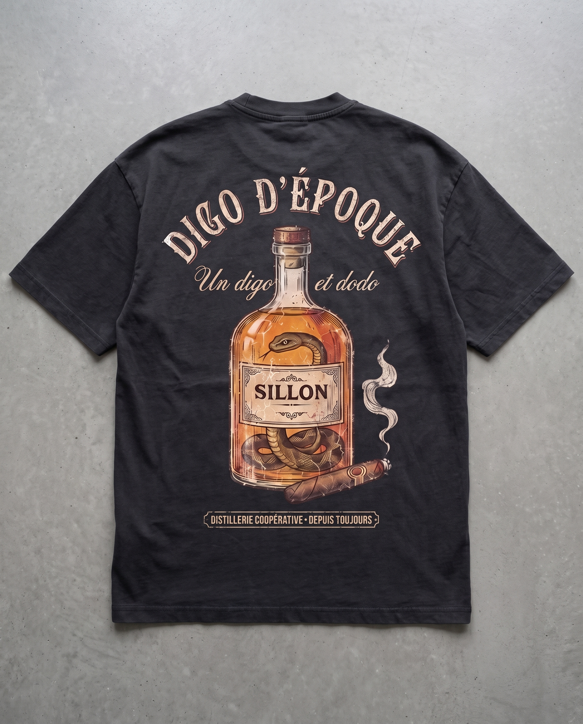 Tee lourd « Digo d'époque » — noir délavé