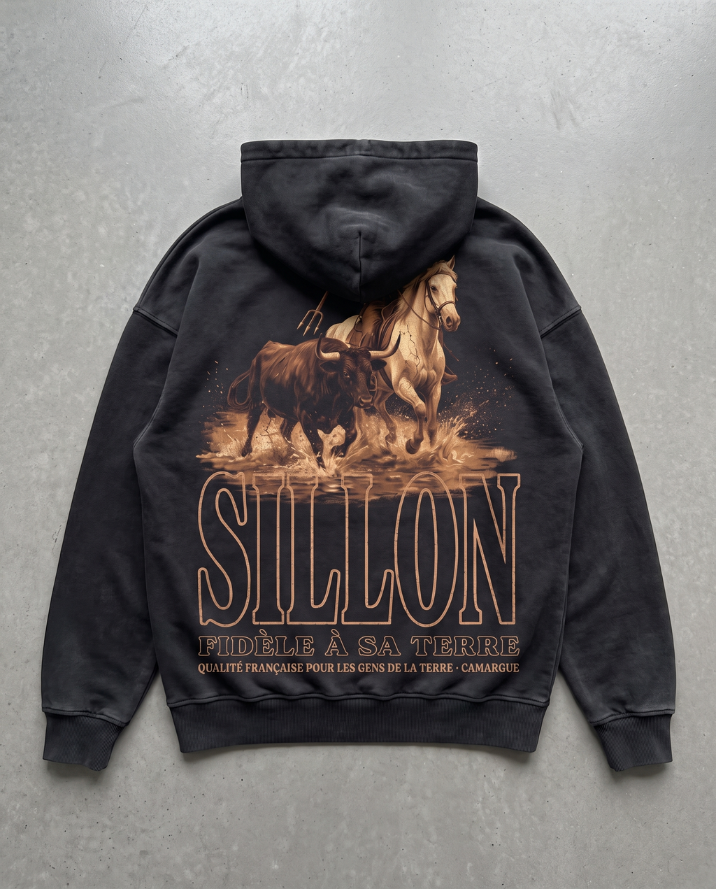 Hoodie lourd « Fidèle à sa terre » — noir délavé