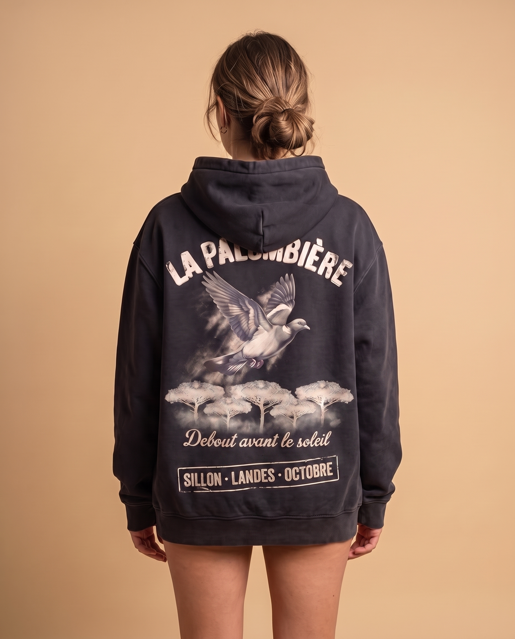 Hoodie lourd « La Palombière » — noir délavé