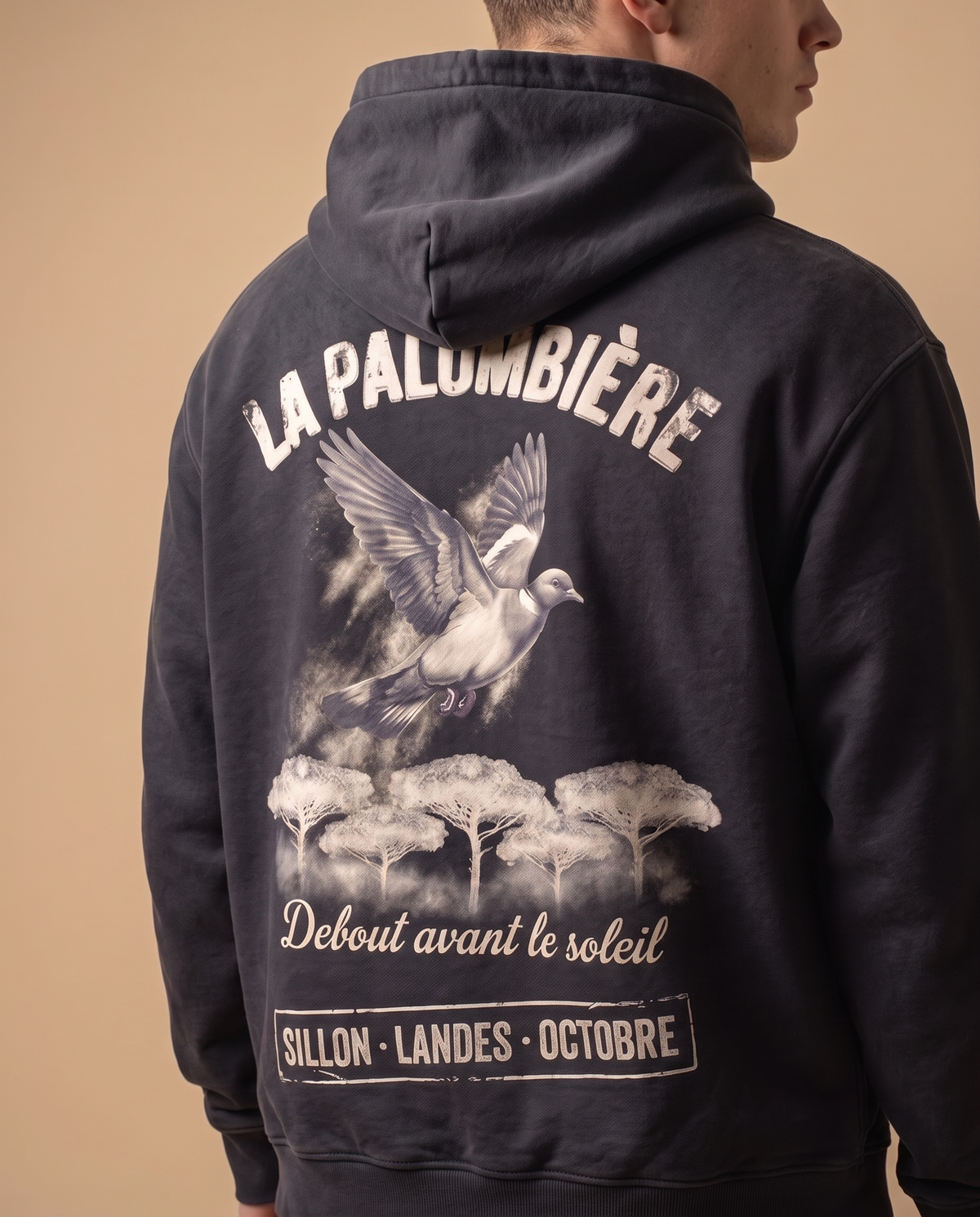 Hoodie lourd « La Palombière » — noir délavé