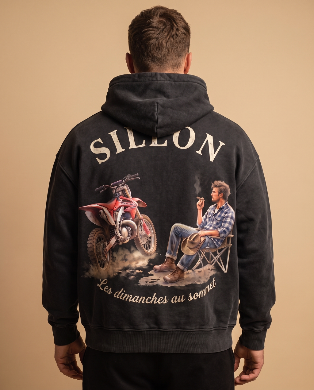 Hoodie lourd « Les Dimanches au sommet » — noir délavé