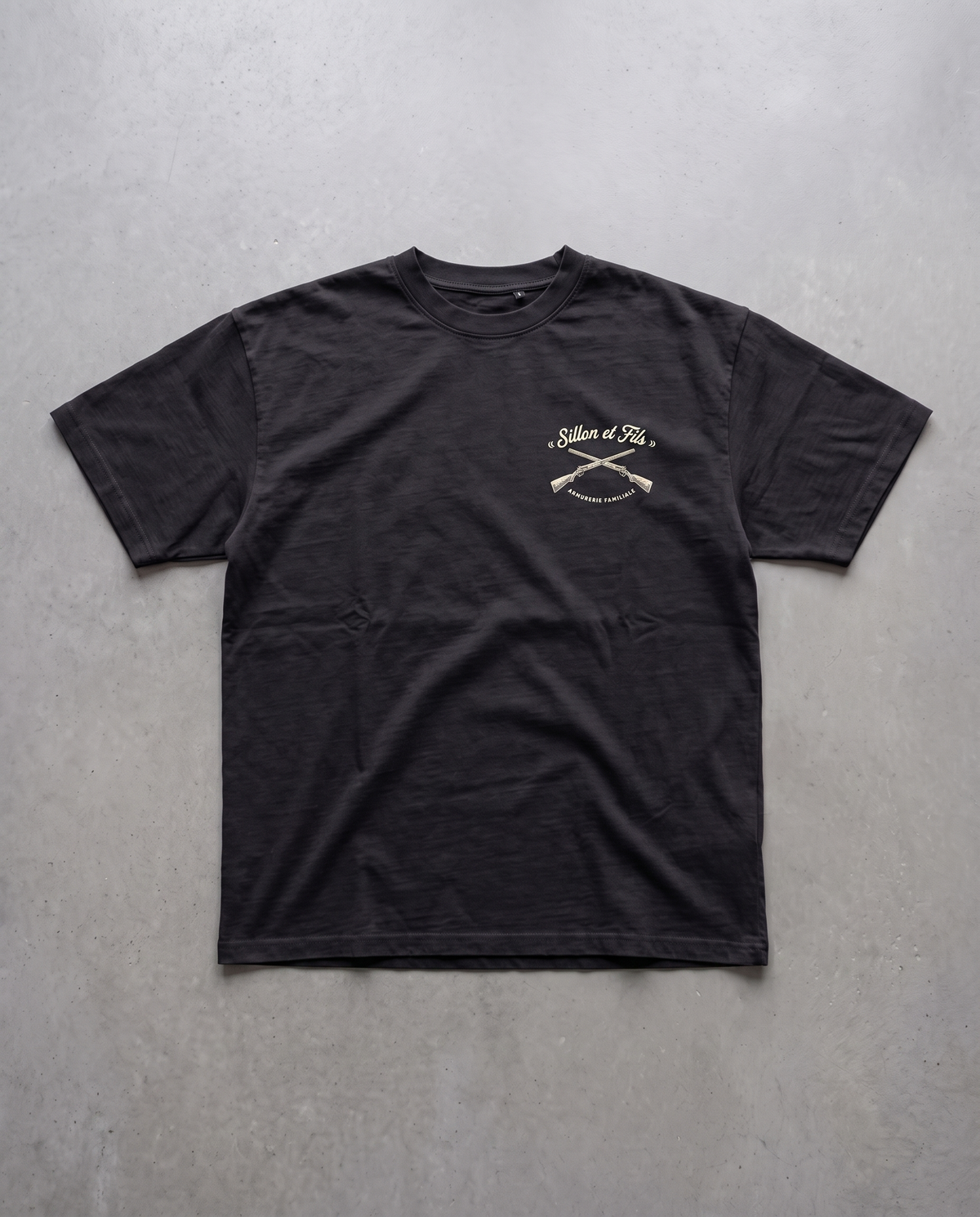 Tee lourd « Sillon & Fils » — noir délavé