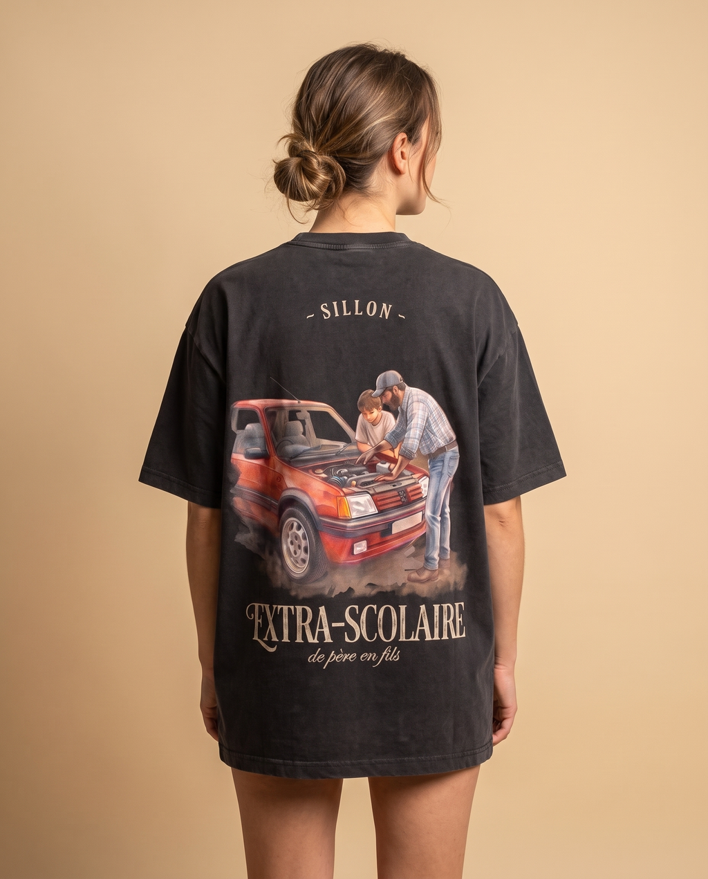 Tee lourd « Extra-scolaire » — noir délavé